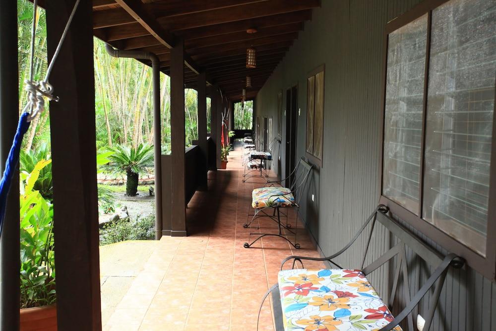 Buena Vista Del Rincon Eco Adventure Park Hotel & Spa 利比里亚 外观 照片