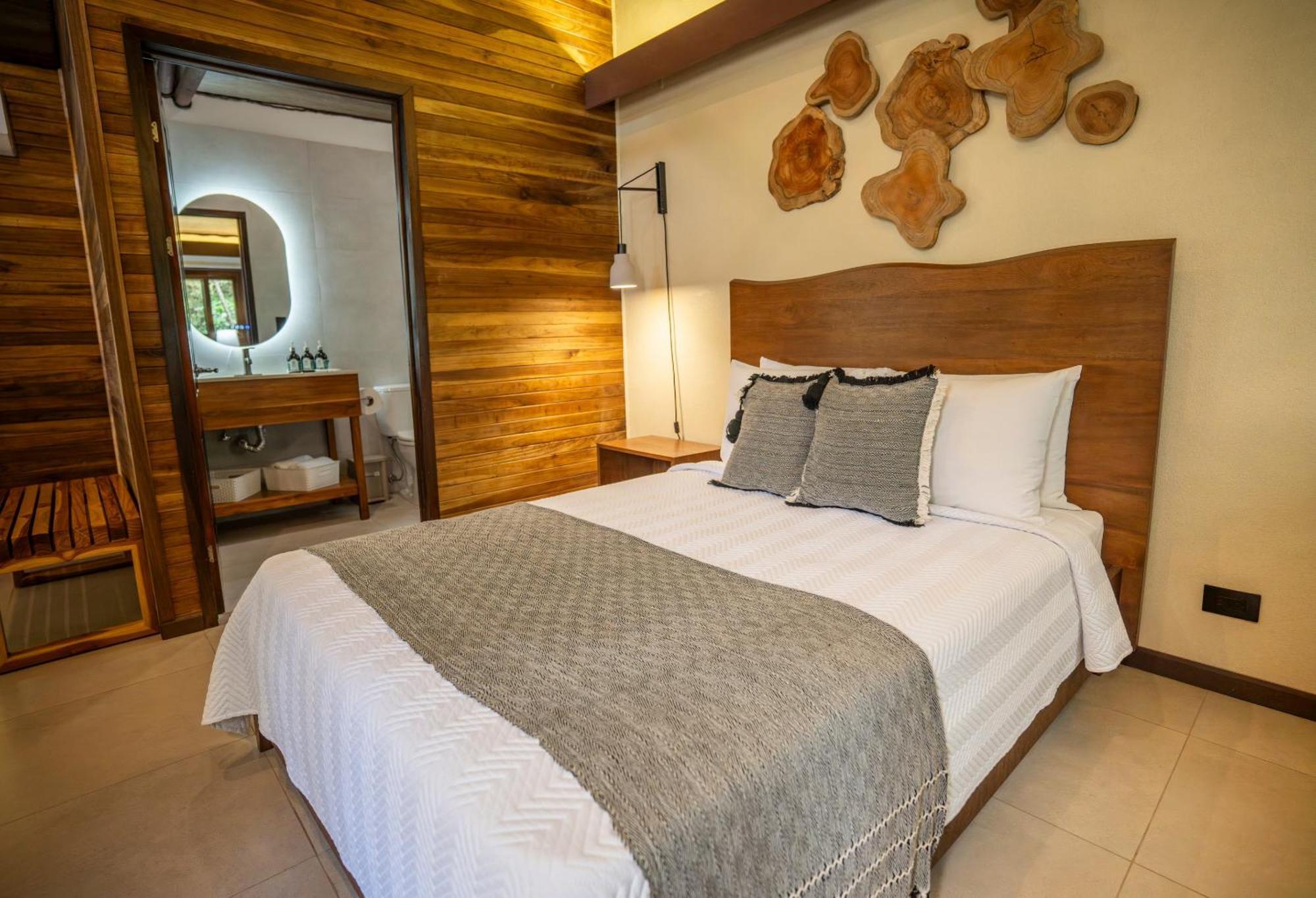 Buena Vista Del Rincon Eco Adventure Park Hotel & Spa 利比里亚 客房 照片